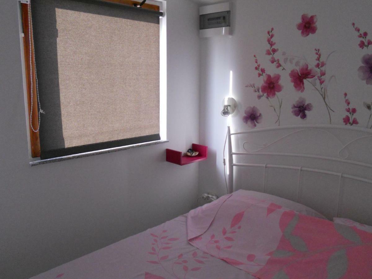 Apartment Guste Шибеник Екстер'єр фото